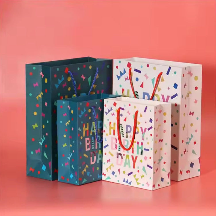 Customized Children's Holiday Party Paper Gift Bag Letter Pattern Large Birthday Paper Bag With Handle